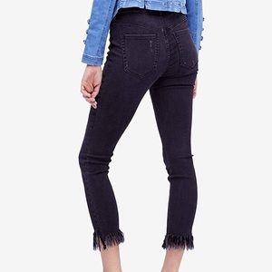 Free people great heights skinny jeans ankle length frayed hem 28